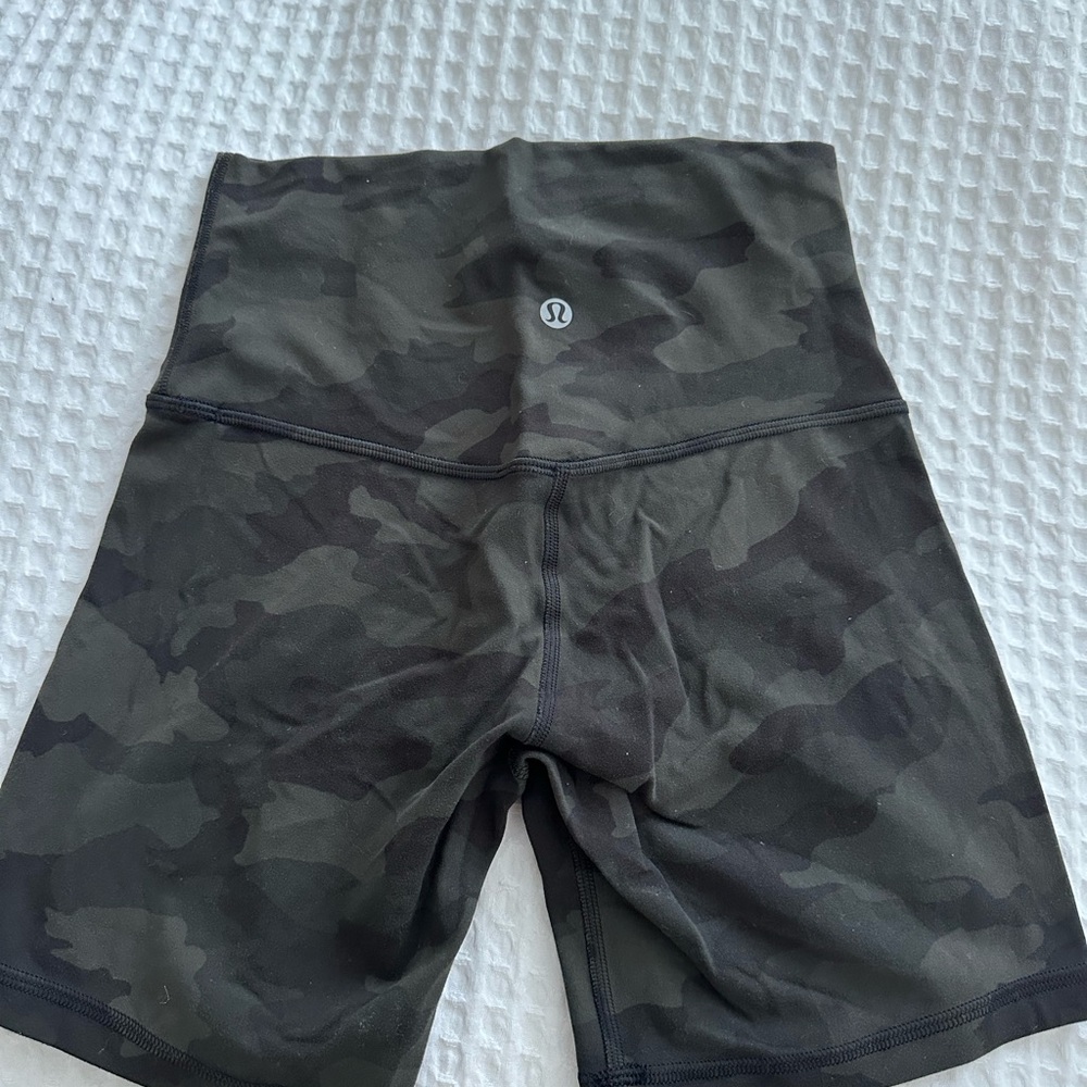 COPY - lululemon 4” align shorts